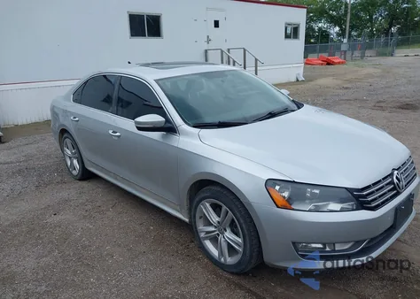 2013 Volkswagen Passat 2.0L Tdi Se из США, поврежденный, VIN 1VWBN7A30DC056730